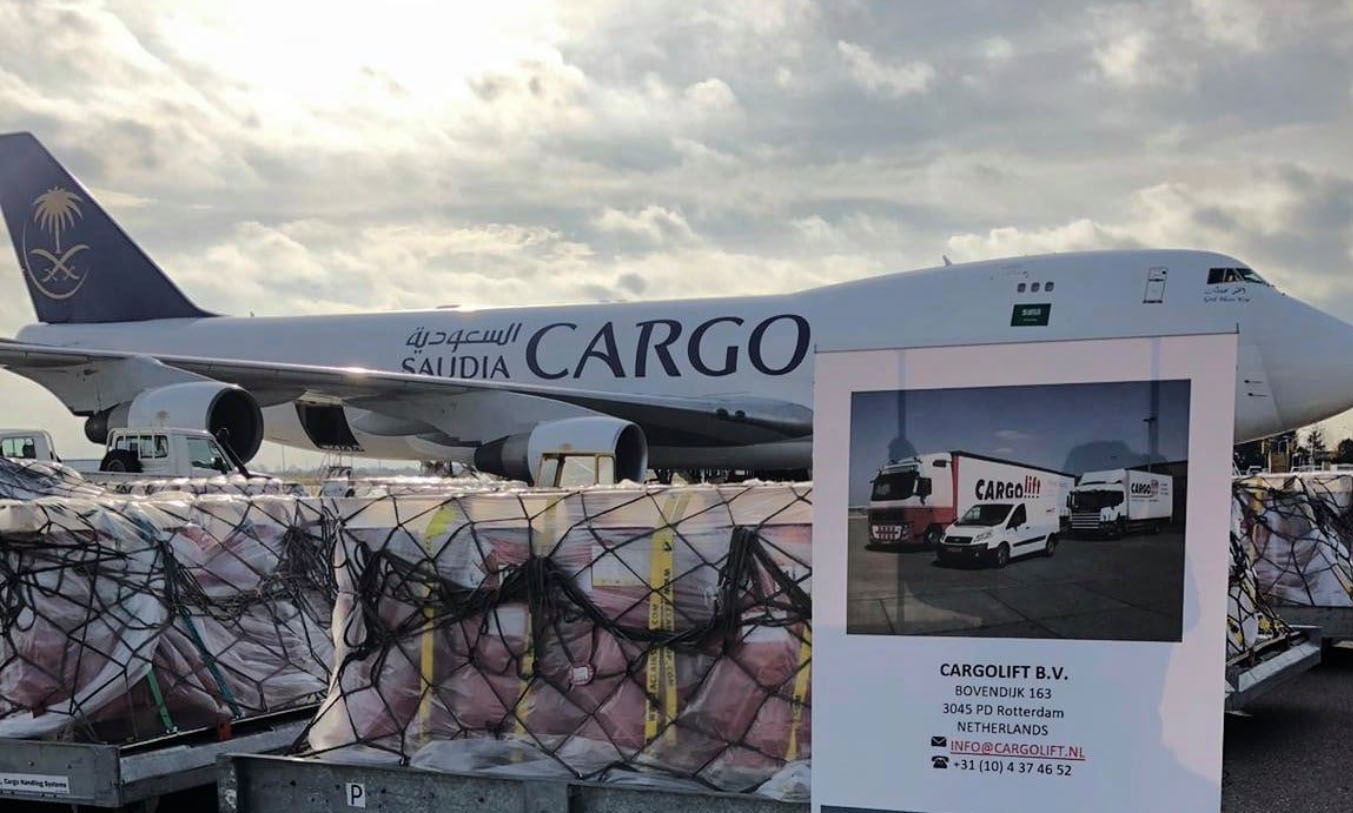 cargo-plane